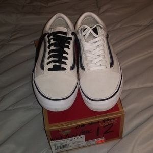 Old Skool Pro White Vans